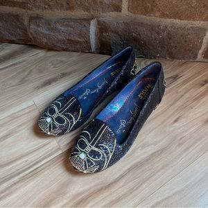 IRREGULAR CHOICE